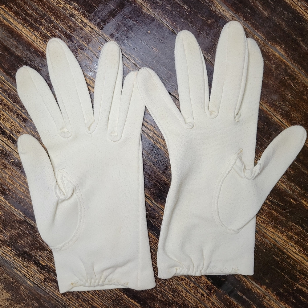 vintage 1940s elegant cream gloves - Picture 2 of 4